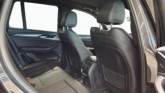 BMW X3 5 of 9