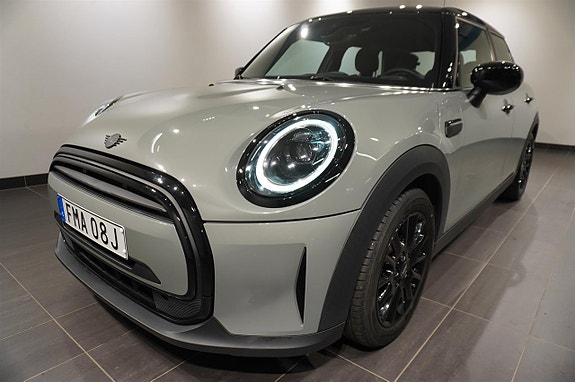 MINI Cooper 13 of 14