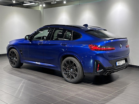 BMW X4 2 of 2