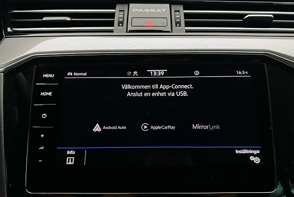 Volkswagen Passat 28 of 28