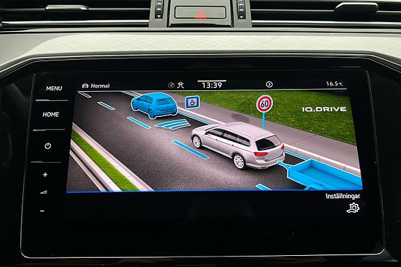 Volkswagen Passat 22 of 28