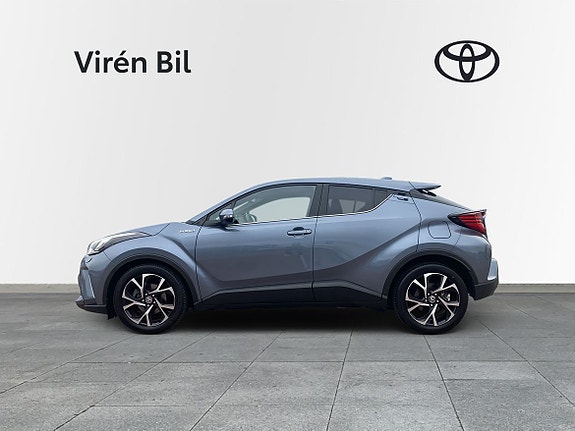 Toyota C-HR 4 of 11