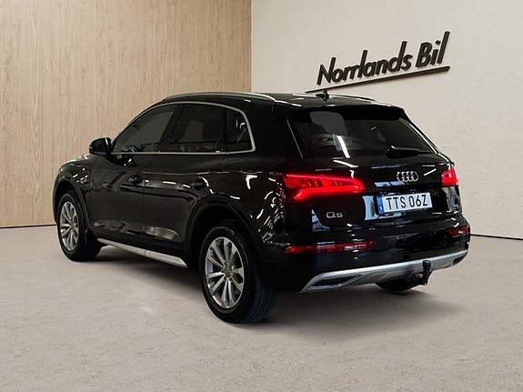 Audi Q5 3 of 6