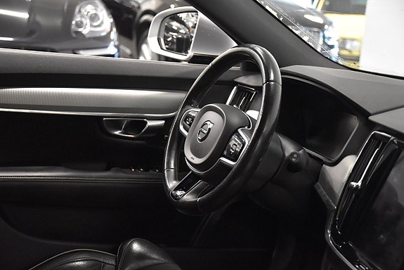 Volvo V90 8 of 29