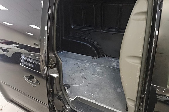 Volkswagen Caddy 7 of 8