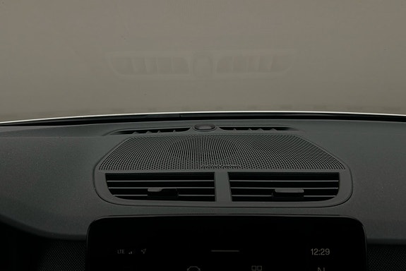 Polestar 2 29 of 29