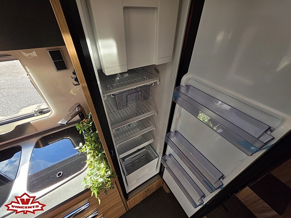Hymer MLT 570 CROSSOVER *4X4 *Långbädd *Dieselvärme 7 of 25
