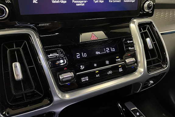 Kia Sorento 14 of 27