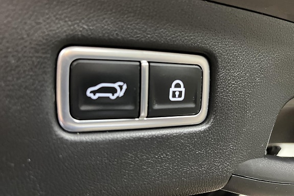 Kia Sorento 16 of 27