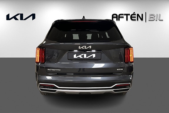 Kia Sorento 6 of 27