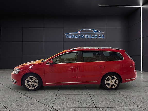 Volkswagen Passat 2 of 29