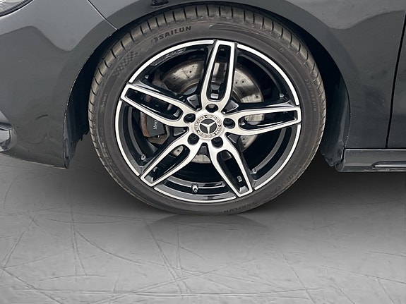 Mercedes-Benz CLA220 d 30 of 30