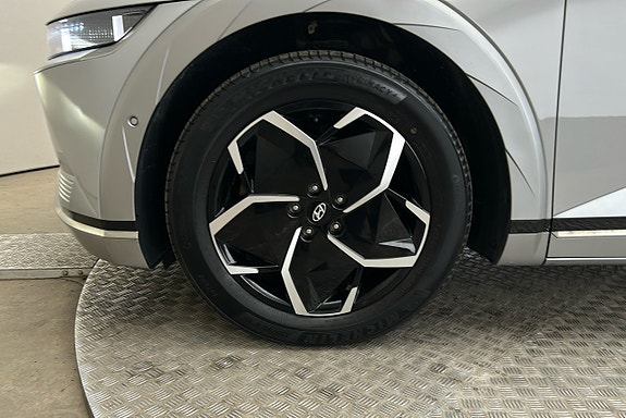 Hyundai Ioniq 5 12 of 28
