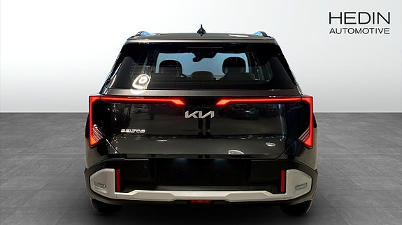 Kia Seltos 7 of 11