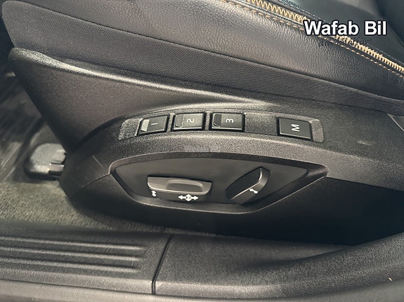 Volvo V40 Cross Country 14 of 15