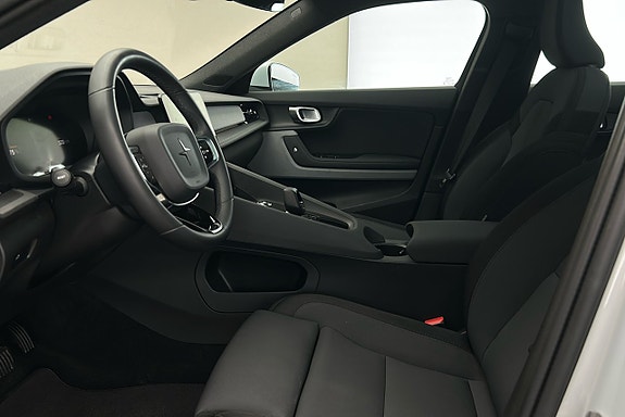 Polestar 2 10 of 29