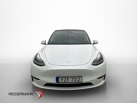 Tesla Model Y 3 of 30