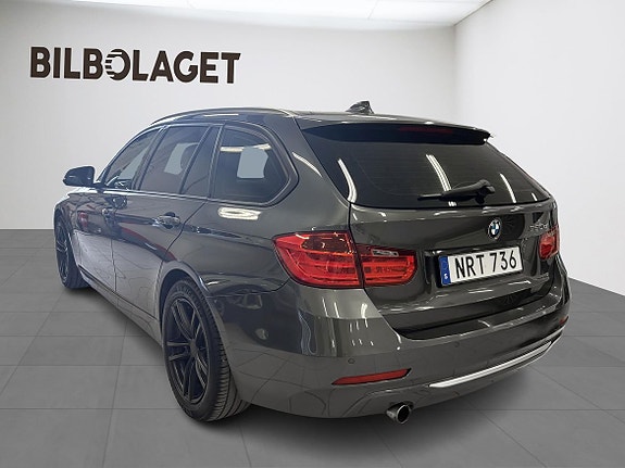 BMW 320d 3 of 11