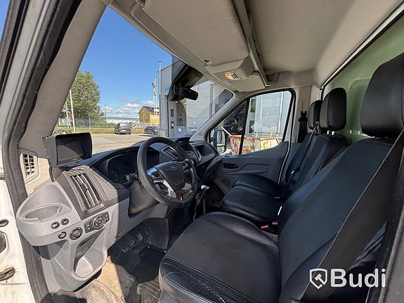 Ford Transit 9 of 27