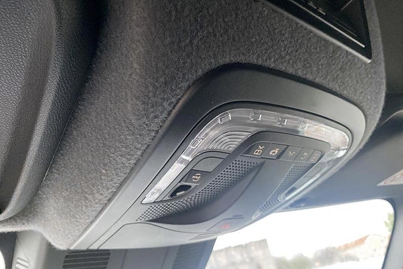 Mercedes-Benz eSprinter 420 14 of 14