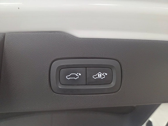Volvo V60 7 of 27