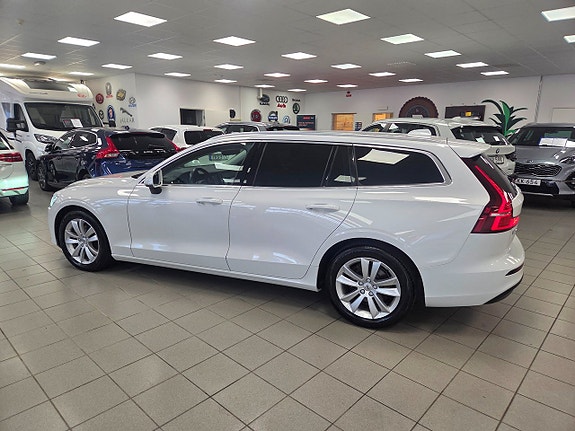 Volvo V60 3 of 27
