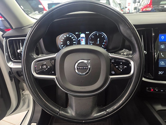 Volvo V60 21 of 27