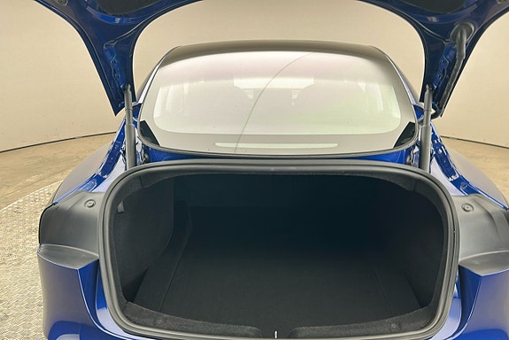 Tesla Model 3 13 of 25