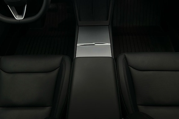 Tesla Model 3 8 of 25