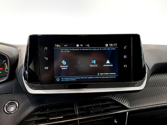 Peugeot e-208 11 of 17