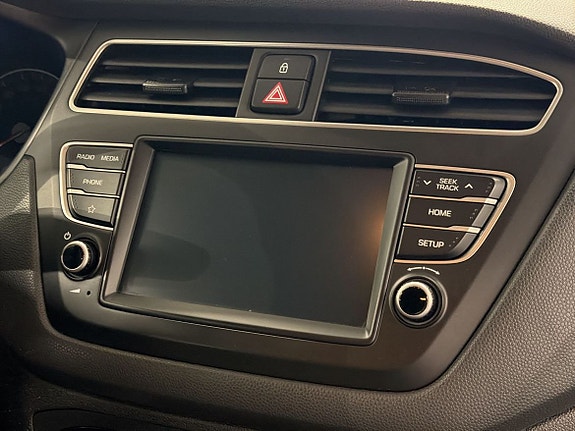 Hyundai i20 13 of 22