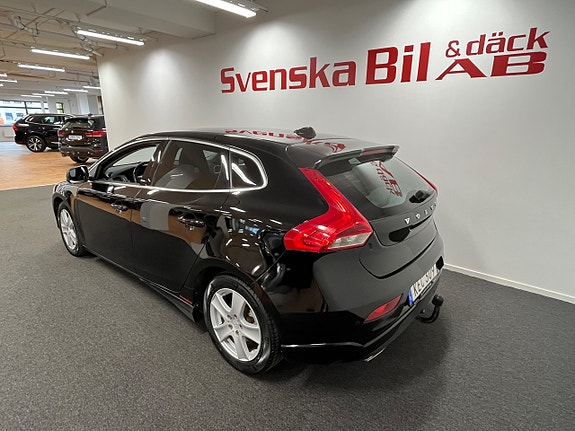 Volvo V40 9 of 24