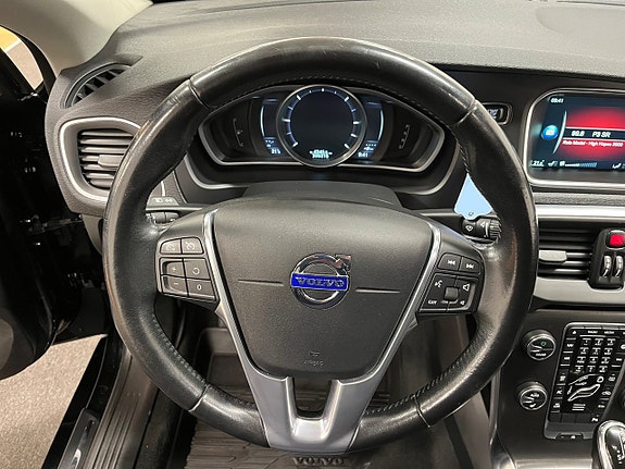 Volvo V40 14 of 24