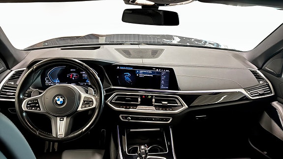 BMW X5 4 of 9