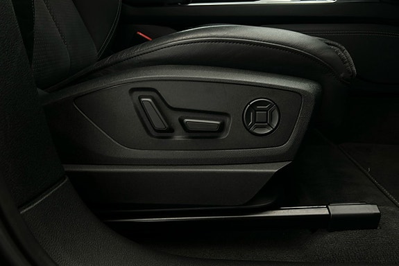 Audi Q8 e-tron 16 of 28