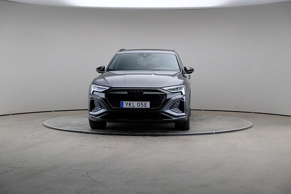 Audi Q8 e-tron 3 of 28