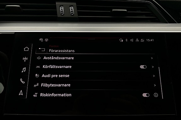 Audi Q8 e-tron 24 of 28
