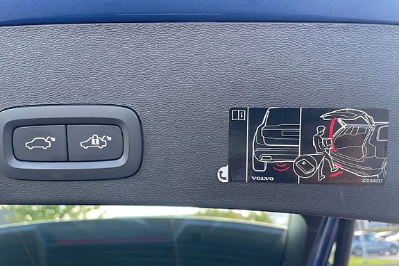 Volvo XC40 21 of 24