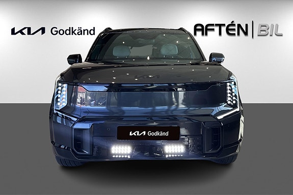 Kia EV9 3 of 28