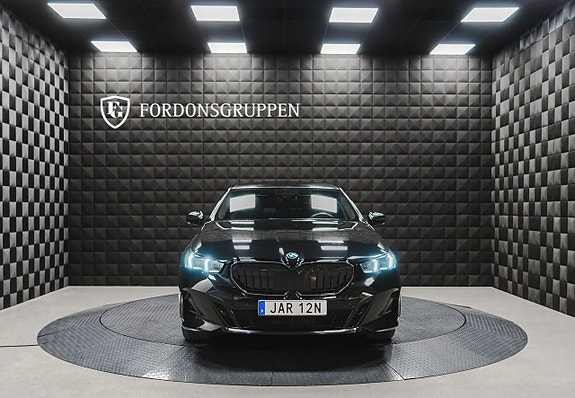 BMW 550e 11 of 30