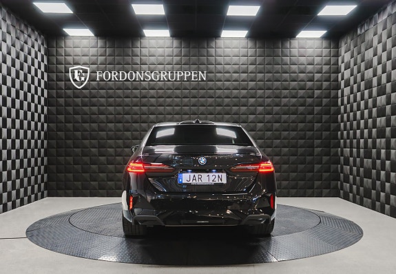 BMW 550e 5 of 30