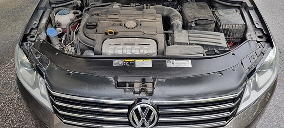 Volkswagen Passat 22 of 27