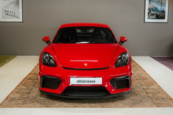 Porsche 718 Cayman GT4 4 of 30