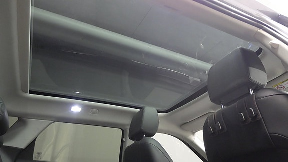 Land Rover Range Rover Evoque 18 of 19