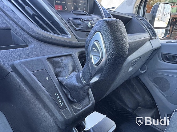 Ford Transit 18 of 27