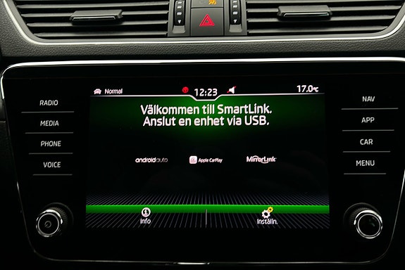 Skoda Superb 27 of 28
