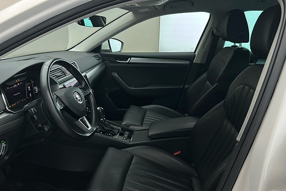 Skoda Superb 10 of 28