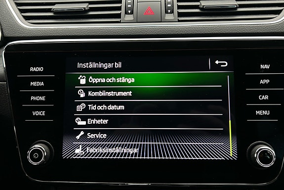Skoda Superb 24 of 28