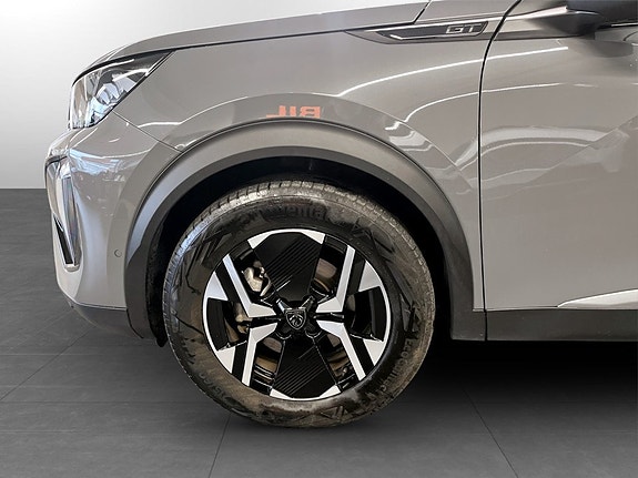 Peugeot 2008 17 of 18