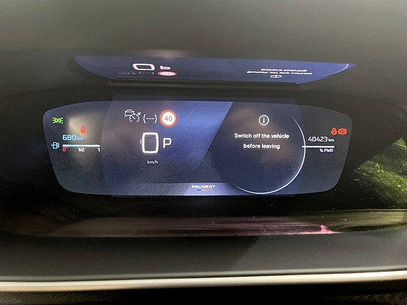 Peugeot 2008 8 of 18